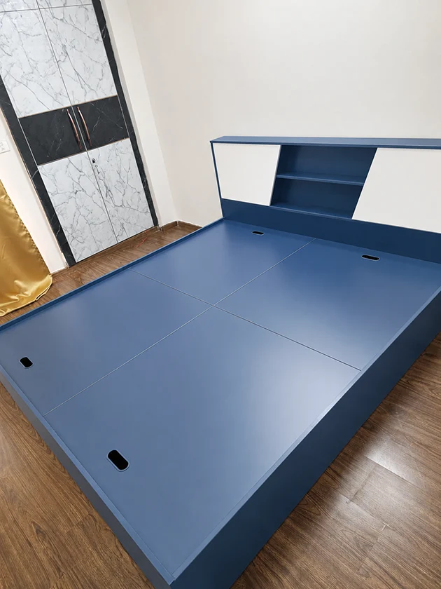 Giường Ngủ Có Kệ Đầu Giường Màu Xanh Phối Trắng ZM-11018