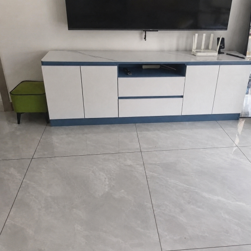 Kệ Tivi Dài Kèm Mặt Đá Trắng Phối Xanh Hiện Đại ZM-90003 photo review