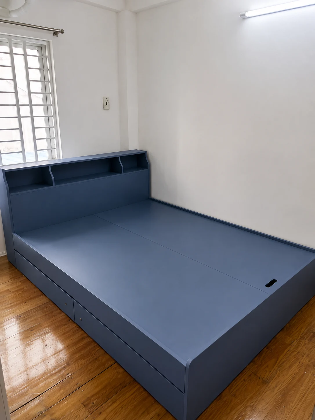 Giường Ngủ Có Ngăn Kéo Và Kệ Đầu Giường Hiện Đại ZM-11025